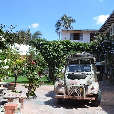 סוקרה Hostal Pachamama מראה חיצוני תמונה