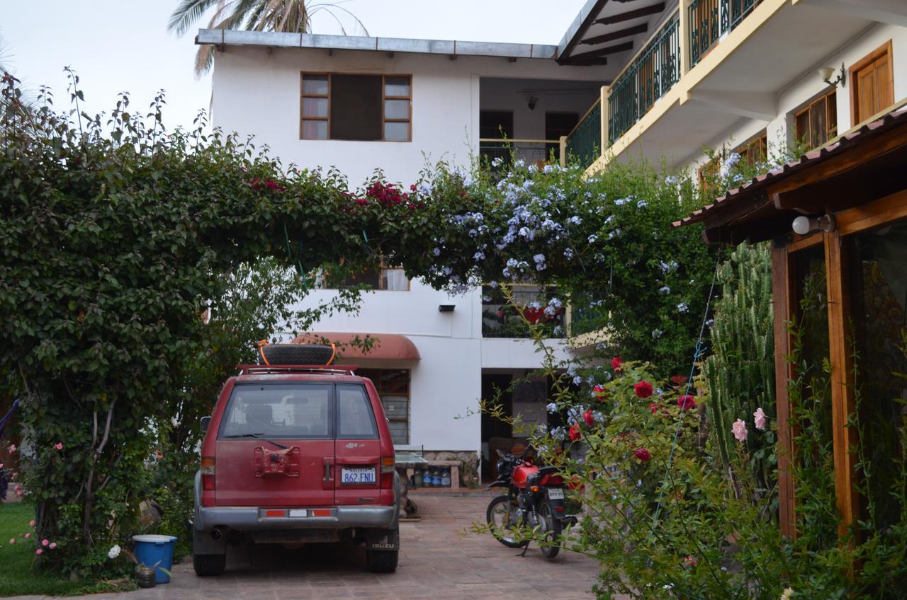 סוקרה Hostal Pachamama מראה חיצוני תמונה